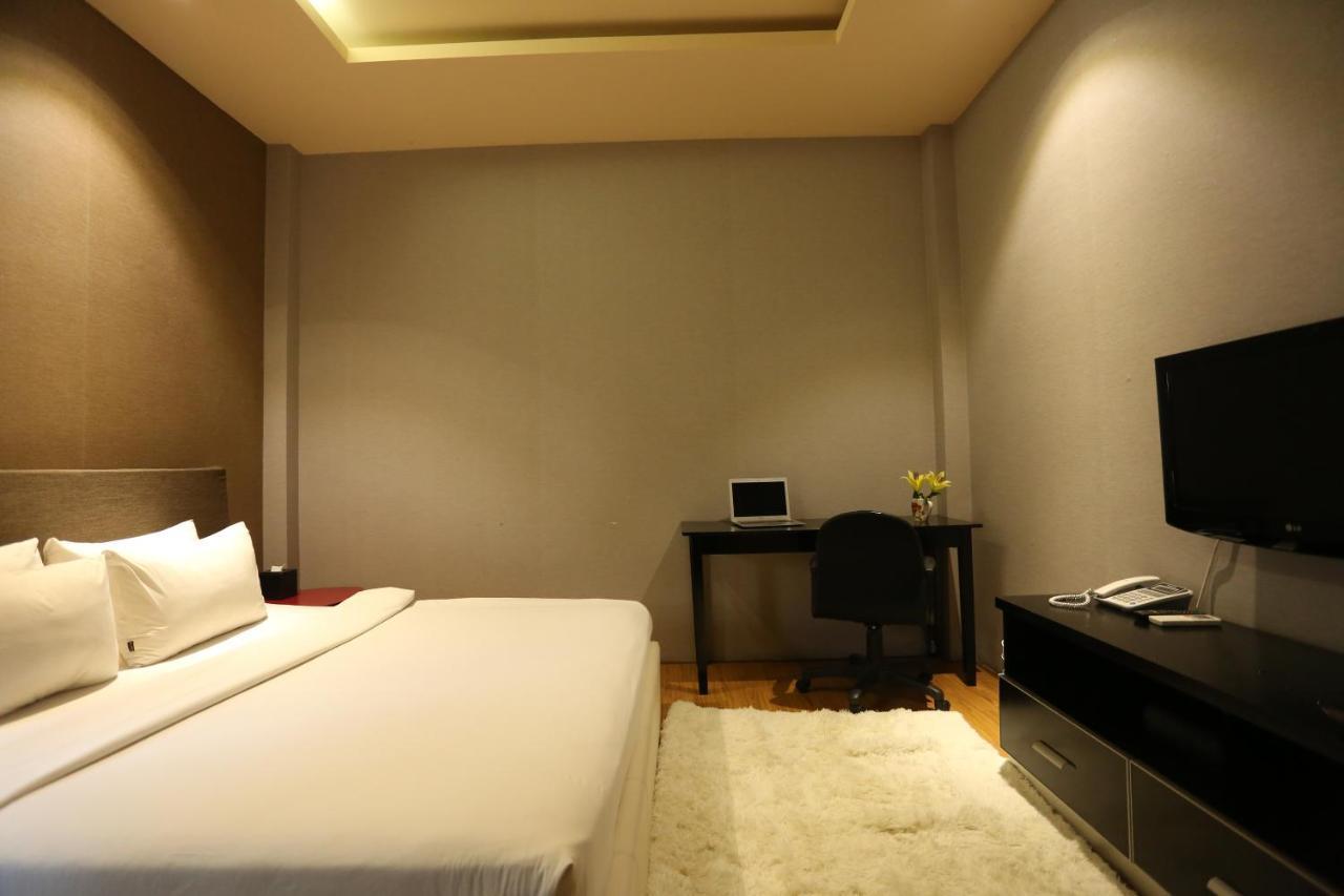 Diamond Suite Hai Ba Trung Ho-Chi-Minh-Stadt Exterior foto