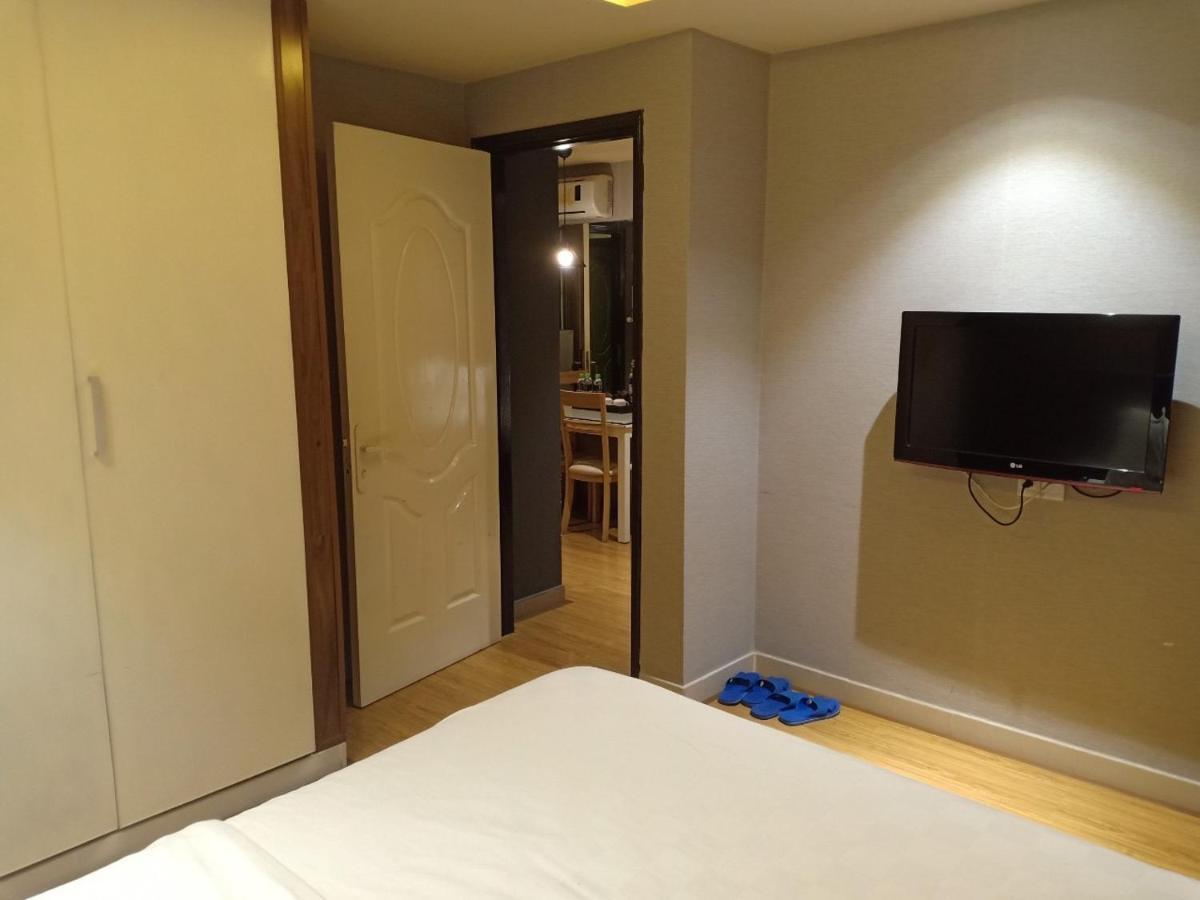 Diamond Suite Hai Ba Trung Ho-Chi-Minh-Stadt Exterior foto